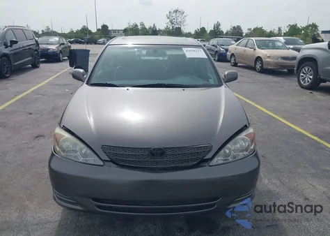 2002 Toyota Camry Xle V6 from USA, damaged, VIN 4T1BF30K52U517666